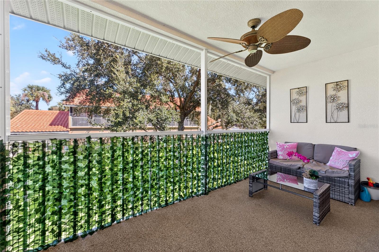 DORY VILLAS/LK MIONA - Residential