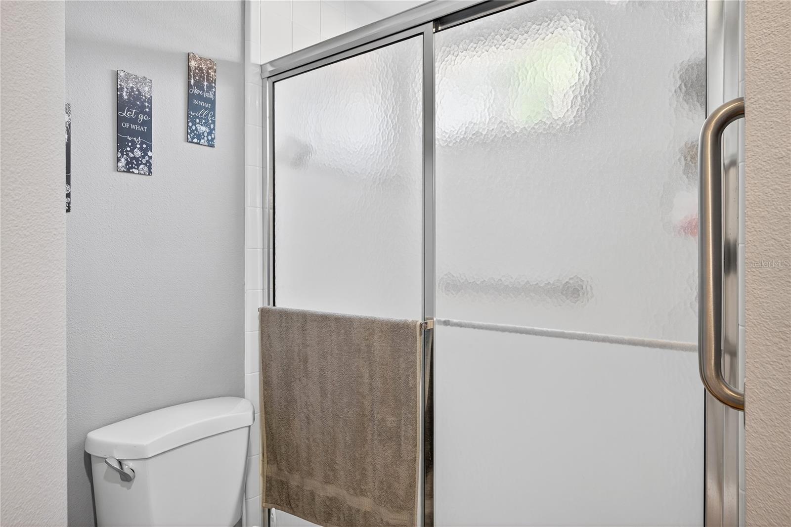 DORY VILLAS/LK MIONA - Residential