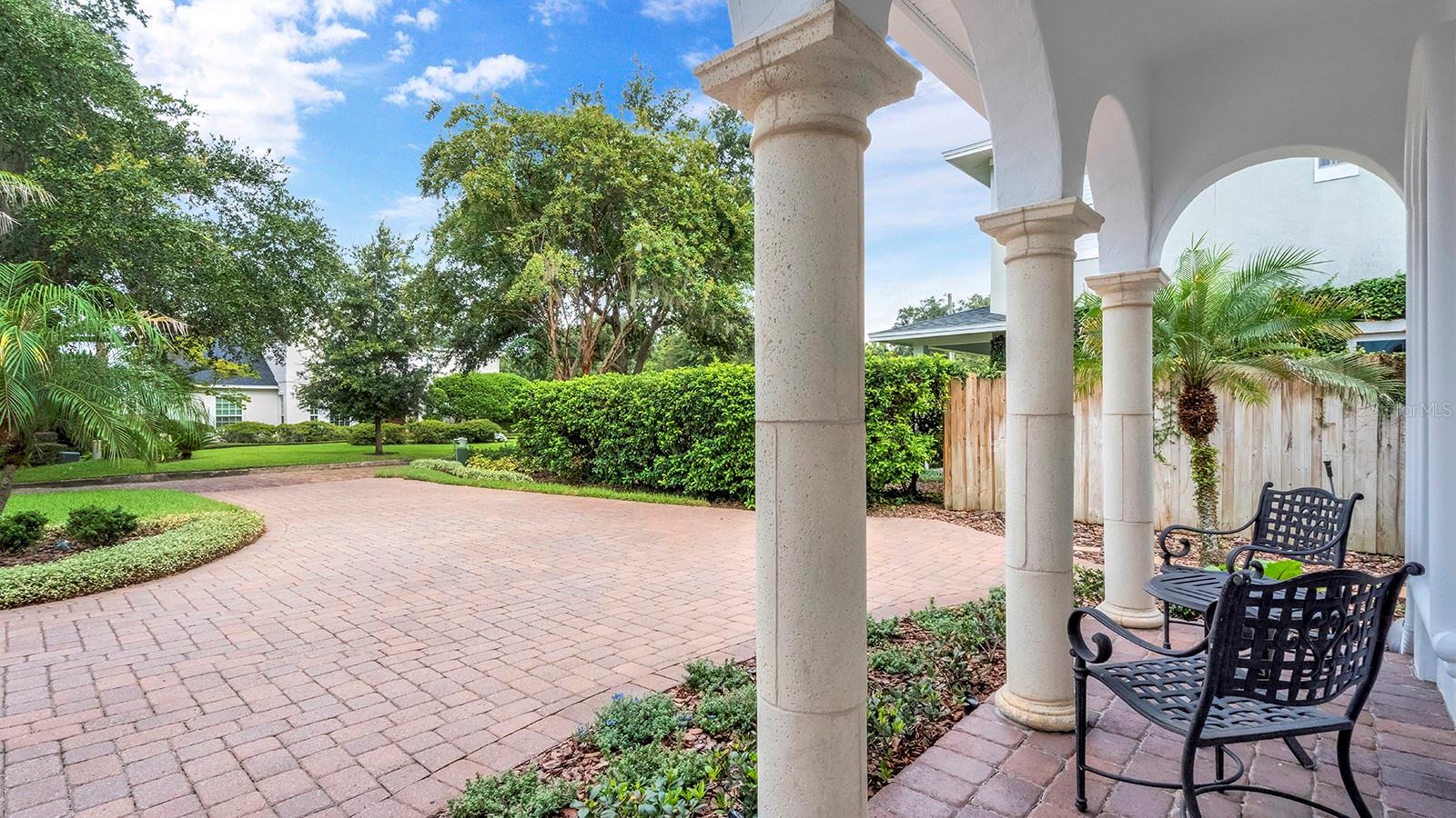 1230 SUNSET DRIVE