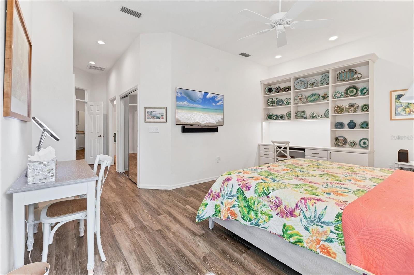 THE MEADOWS - Residential