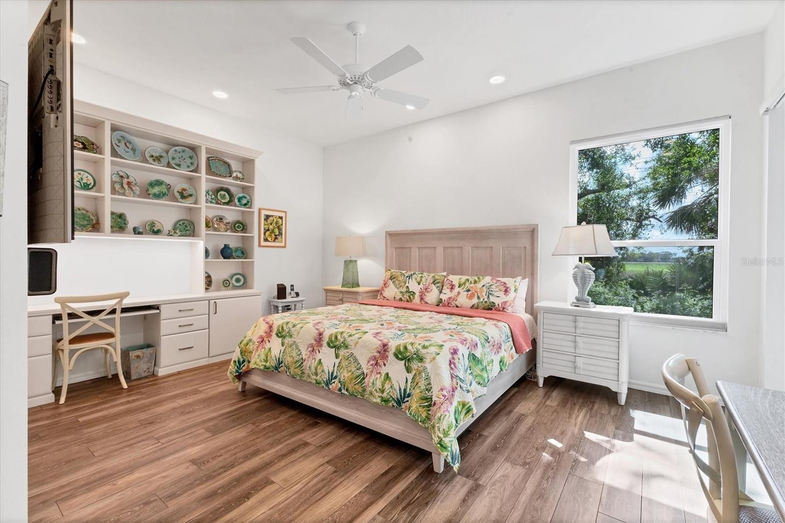 THE MEADOWS - Residential