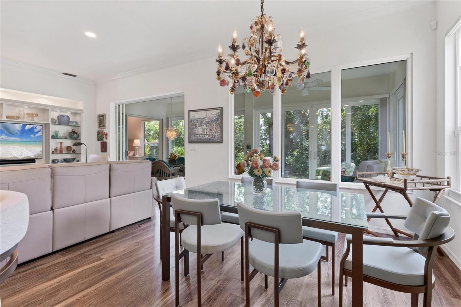 THE MEADOWS - Residential