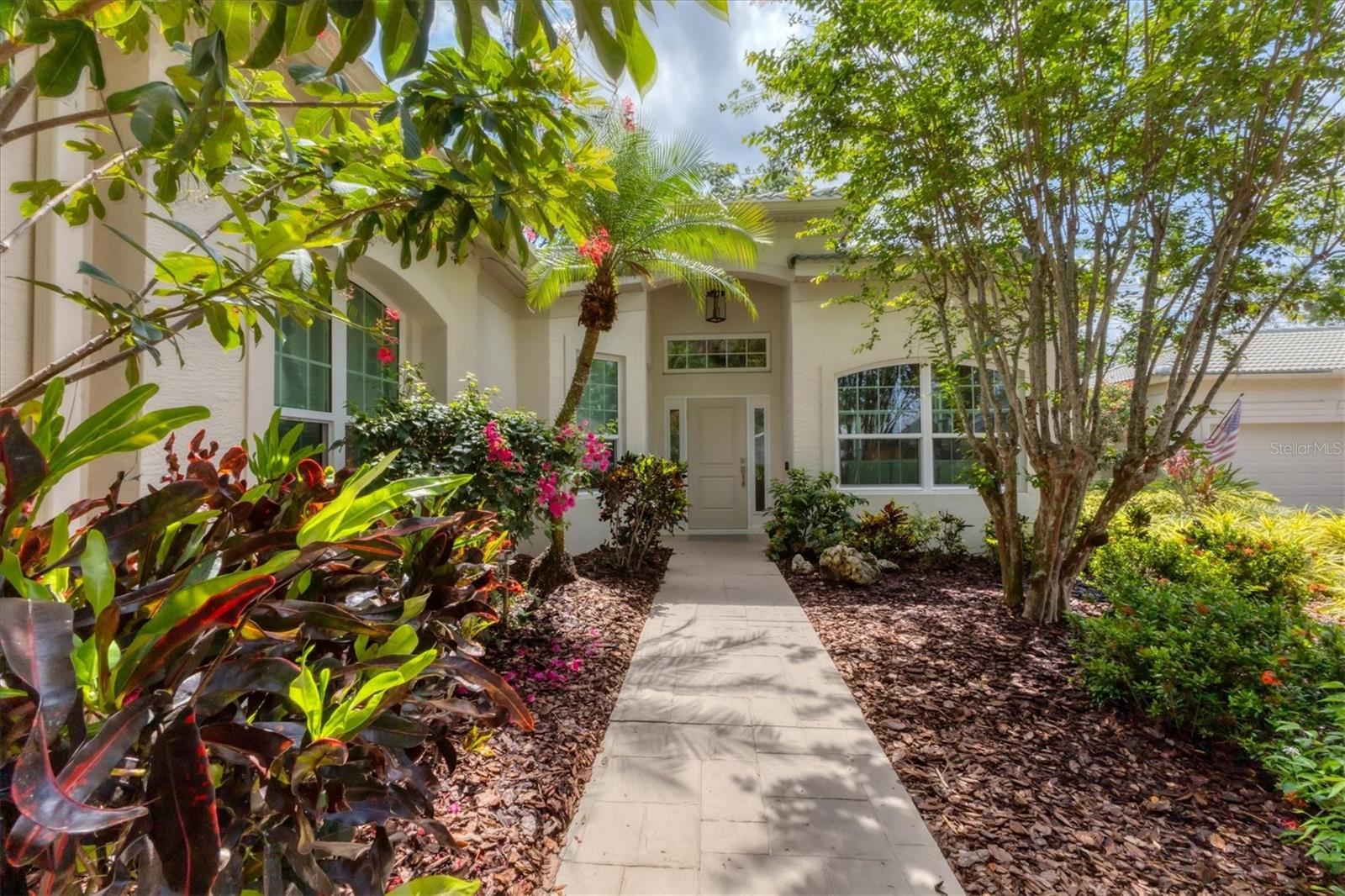 2816 BRETON WOODS