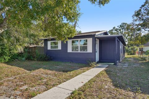 Photo of 3720 12th Avenue S, St Petersburg, FL 33711 (MLS # O6366768)