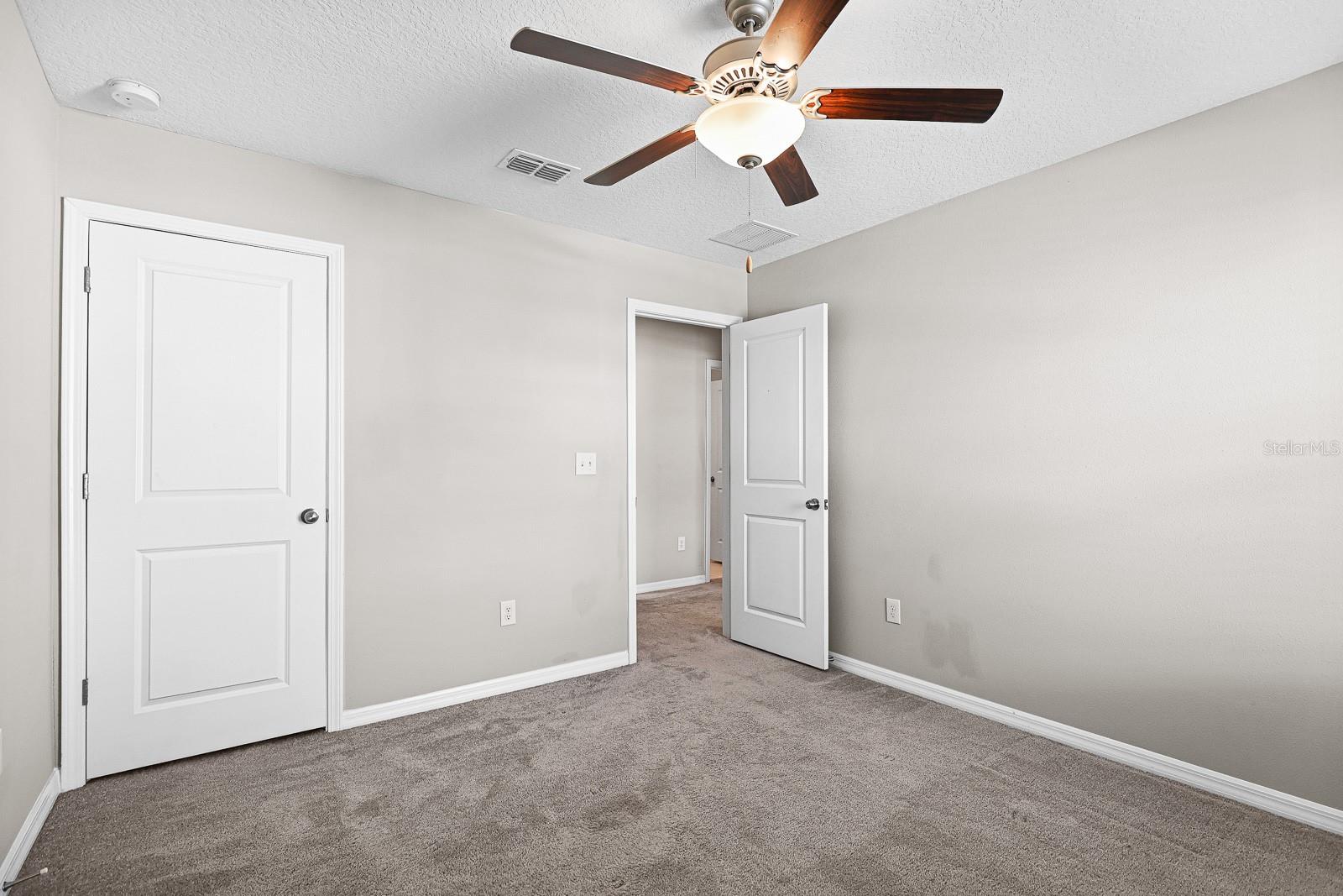 TRIPLE CRK VILLAGE N & P - Residential Lease