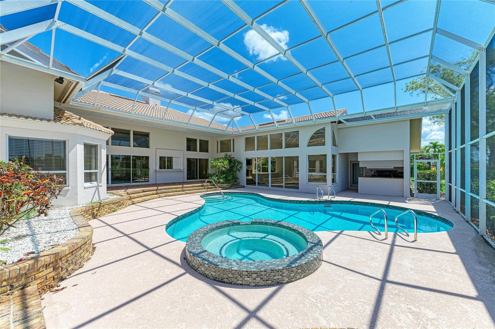 PRESTANCIA - Residential