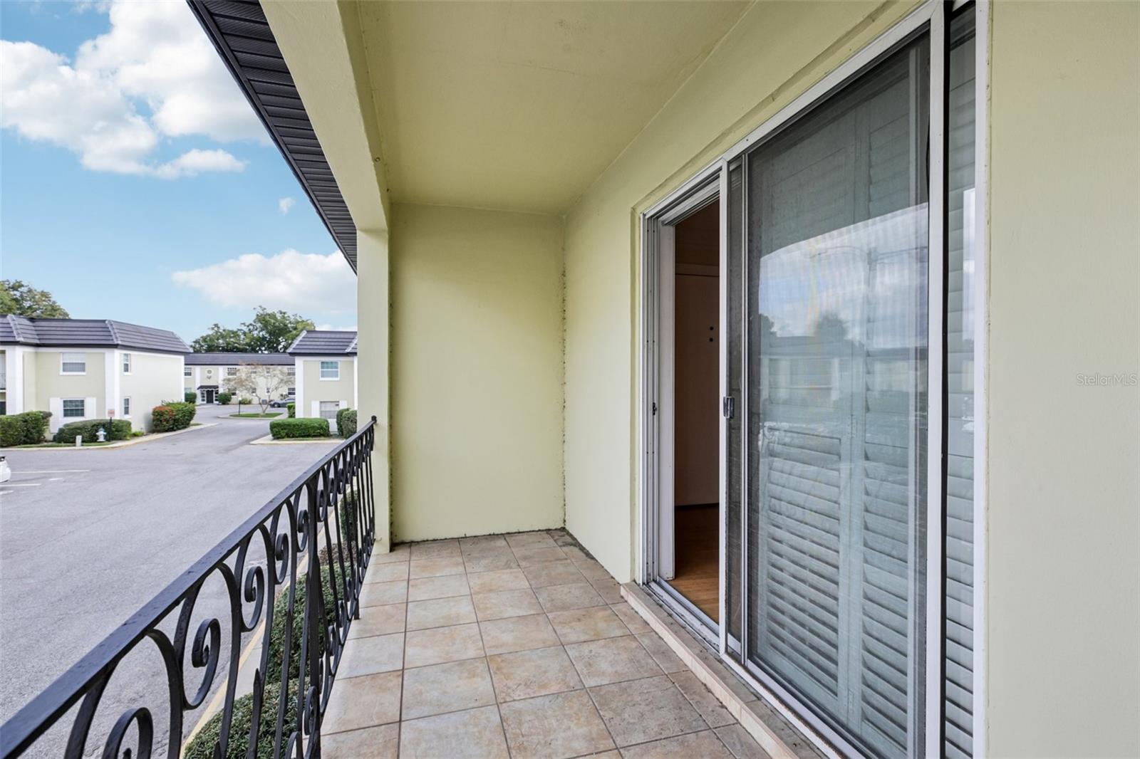 CHATEAUX DU LAC - Residential