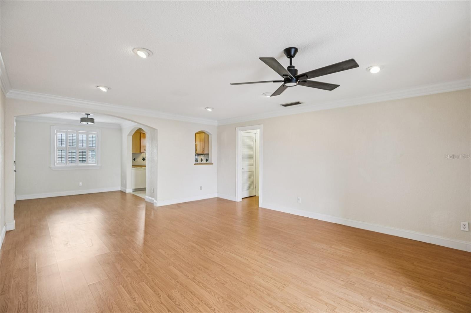 CHATEAUX DU LAC - Residential