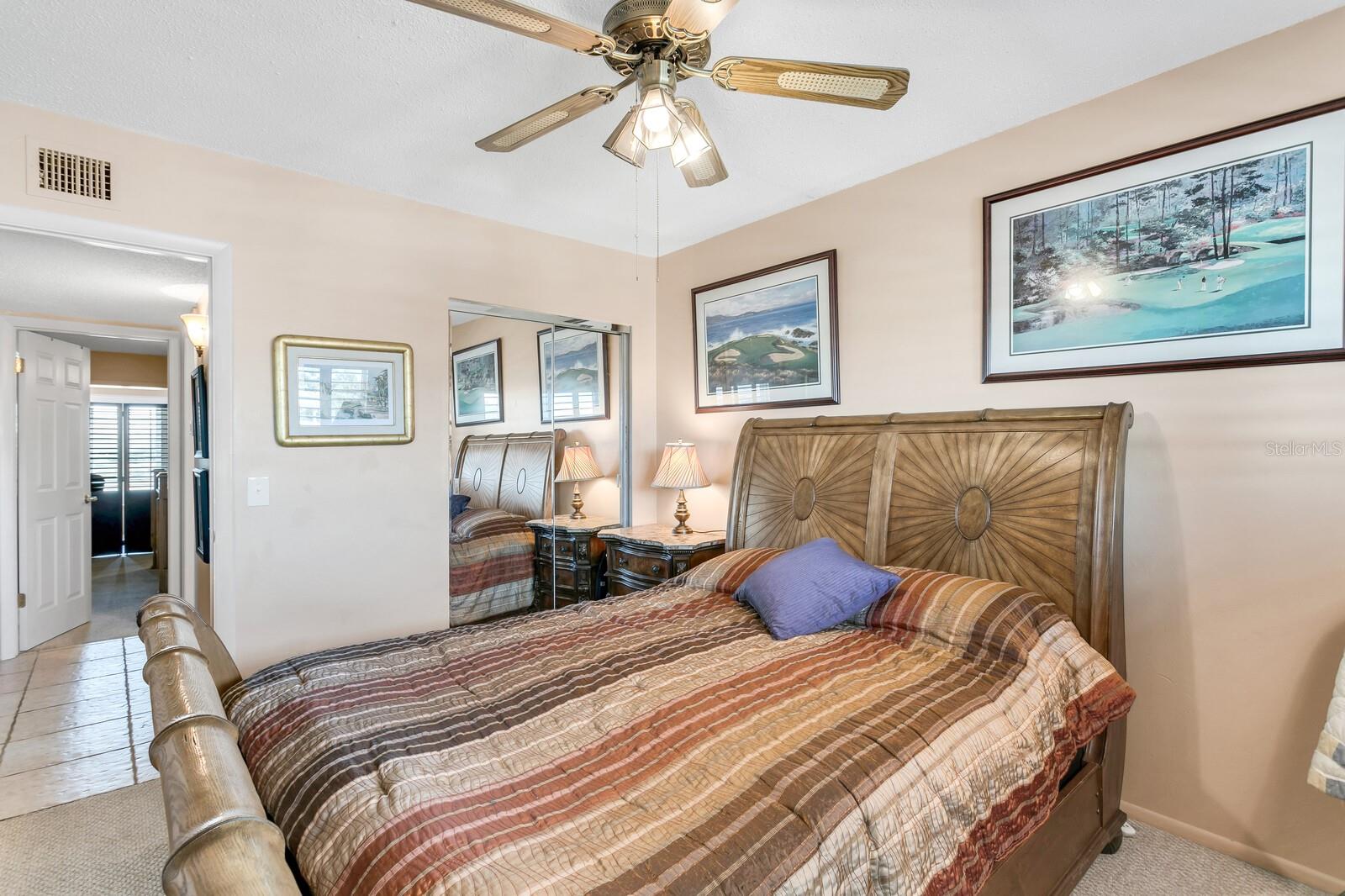 ON TOP OF THE WORLD - Residential