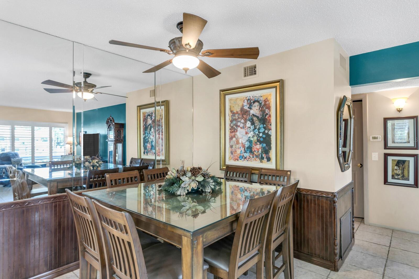 ON TOP OF THE WORLD - Residential