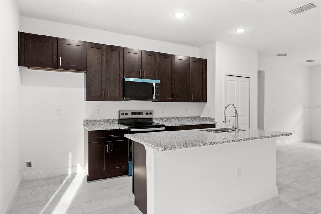 Photo of 104 W Gondolier Place, Citrus Springs, FL 34434 (MLS # O6316705)