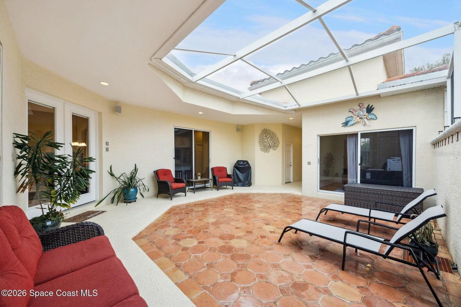 BAYSIDE CONDO PH I - Residential