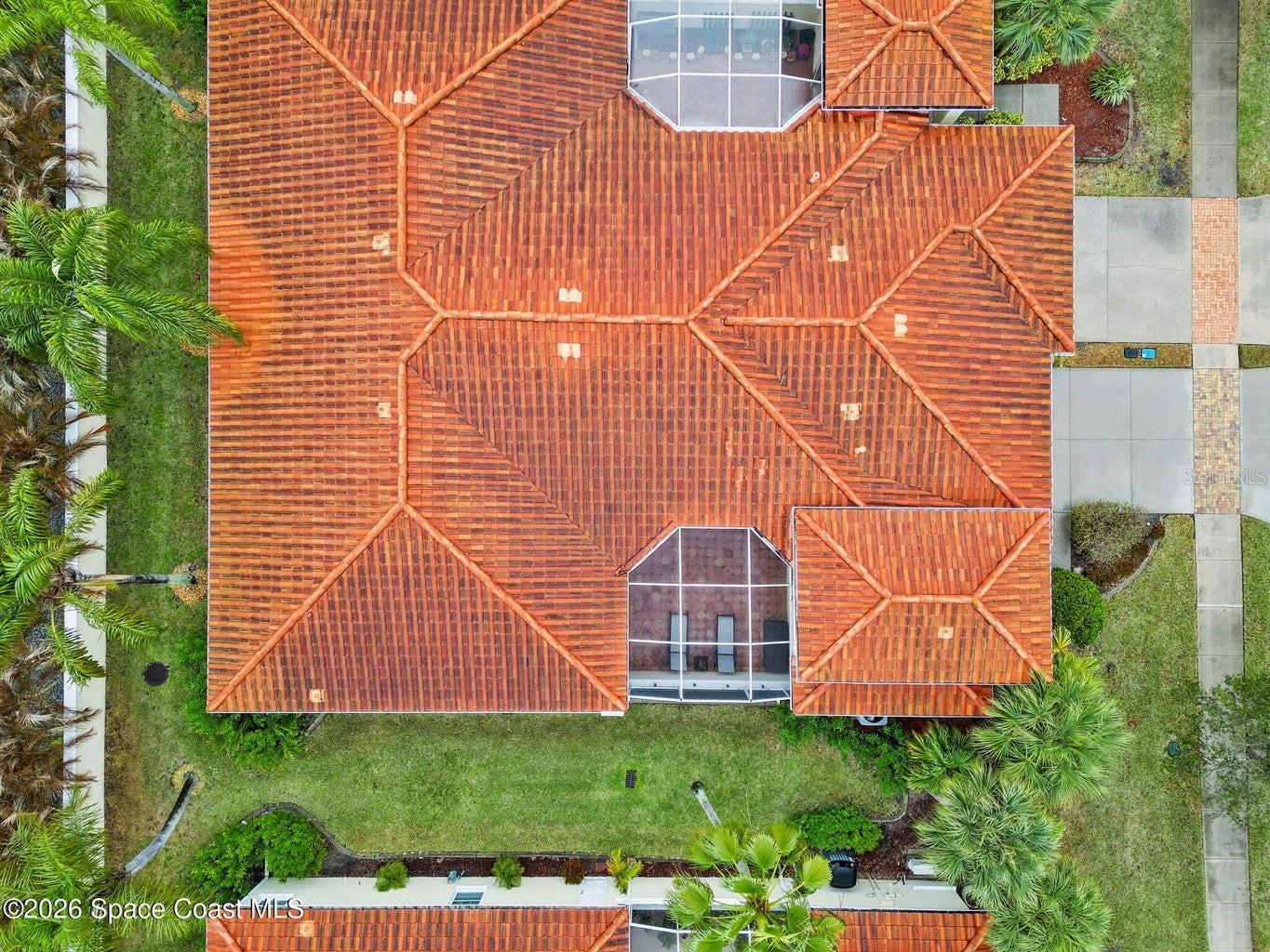 BAYSIDE CONDO PH I - Residential