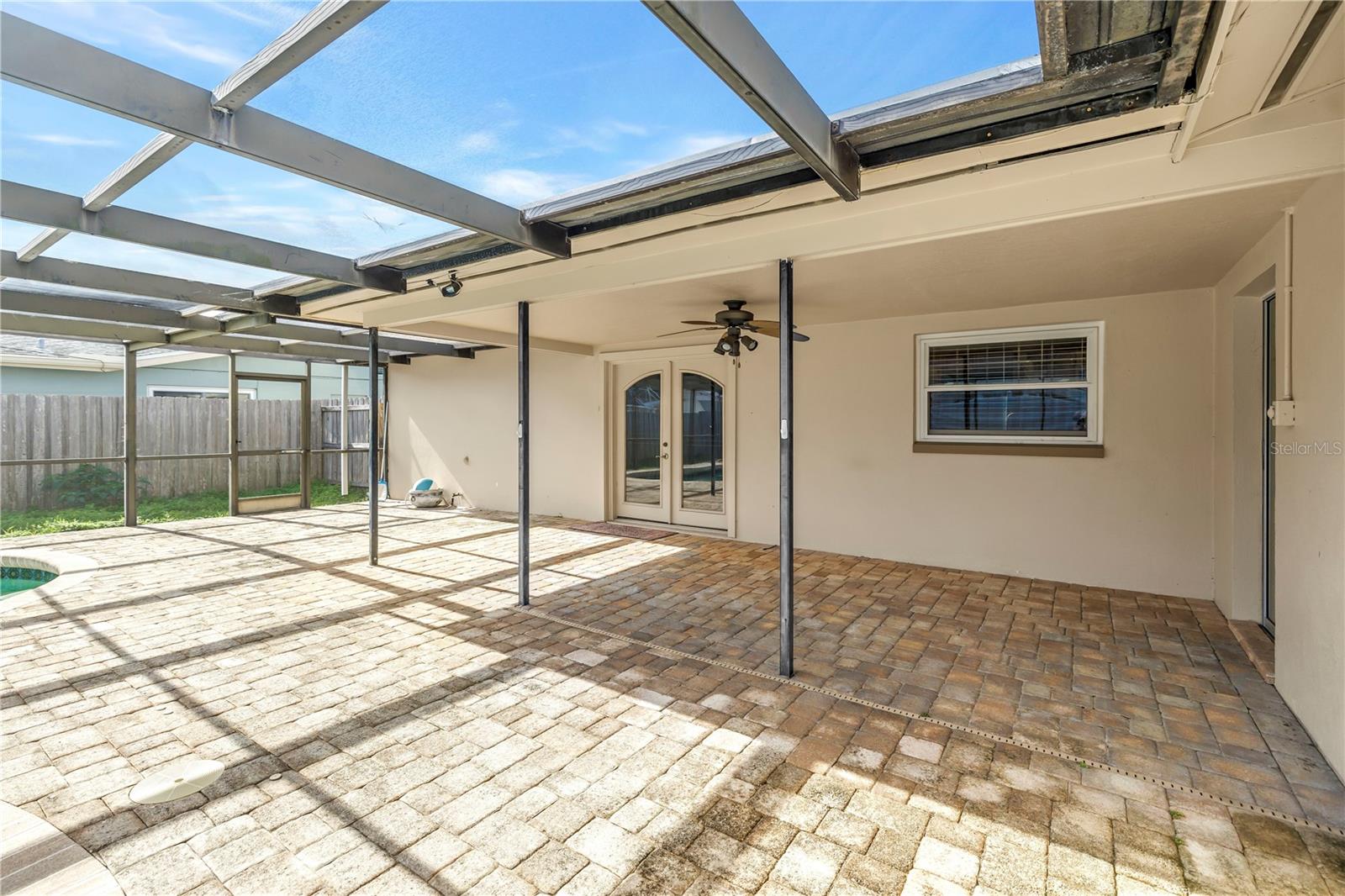 COLLEGE HILL PARK - Residential