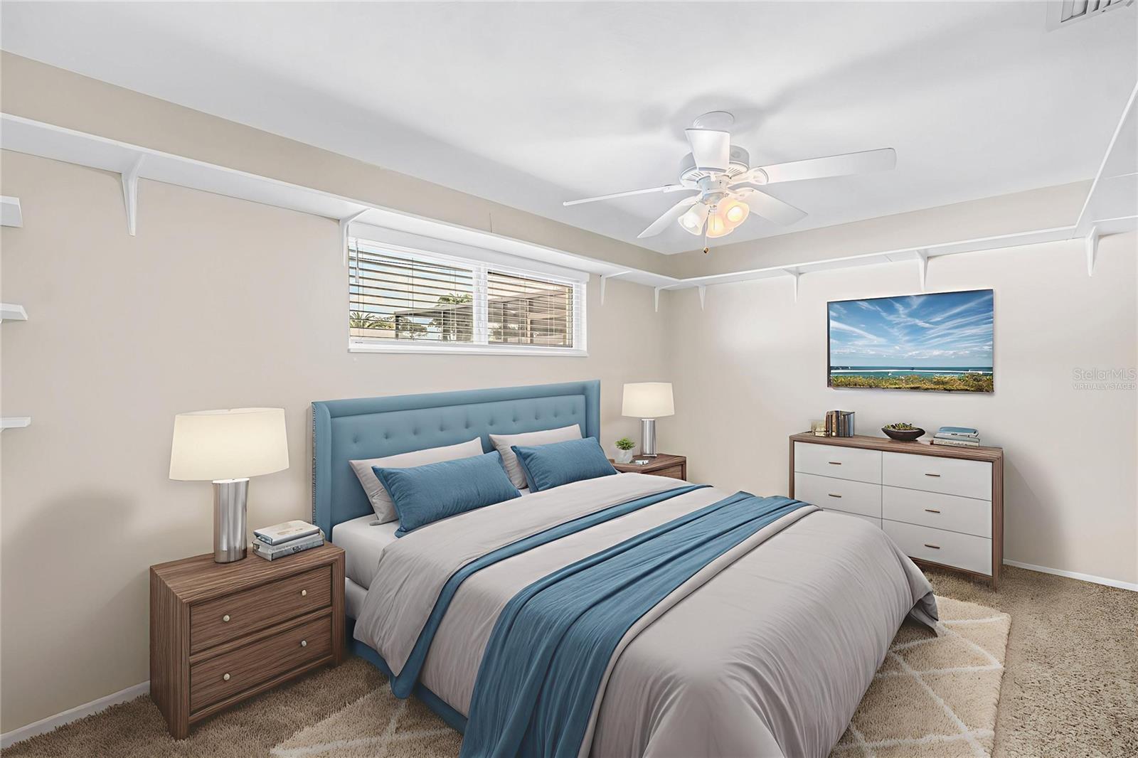 COLLEGE HILL PARK - Residential