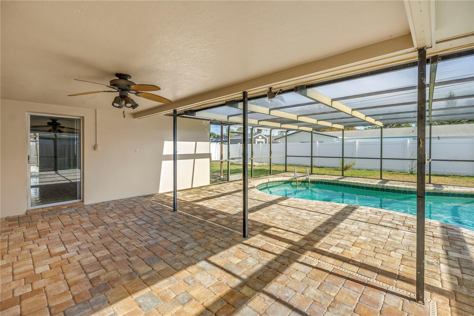 COLLEGE HILL PARK - Residential