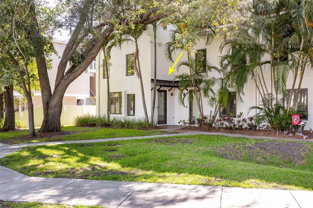 Photo of 512 S Glen Avenue, Tampa, FL 33609 (MLS # TB8517362)