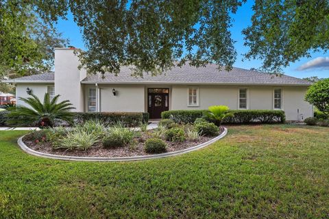Photo of 6264 W Glynborne Loop, Crystal River, FL 34429 (MLS # TB8432894)