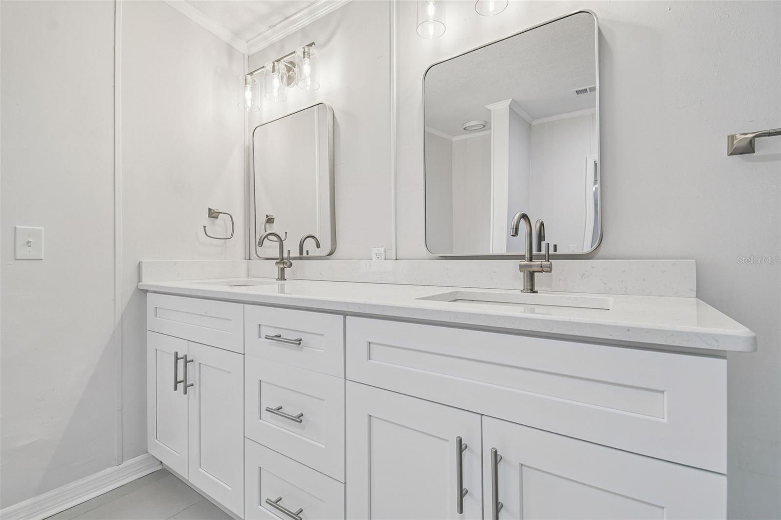 PINECREST SUB - Residential