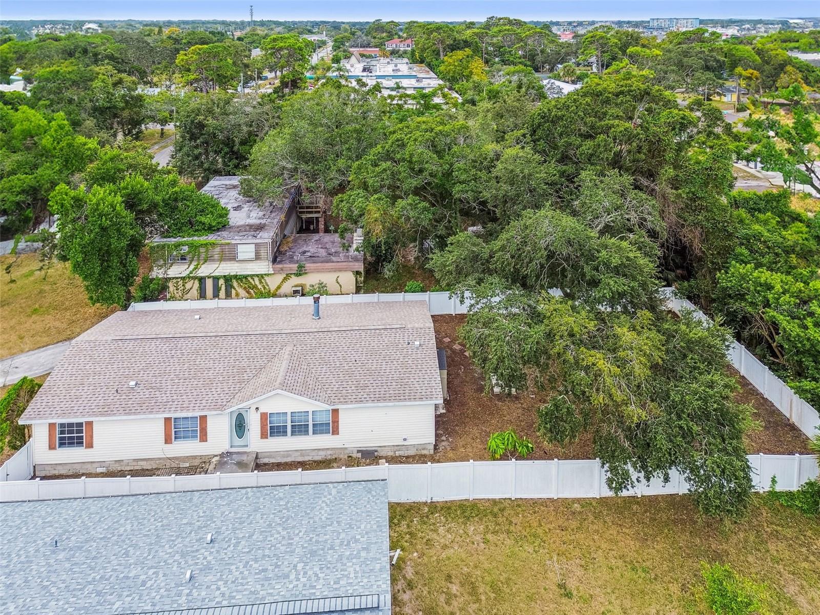 PINECREST SUB - Residential