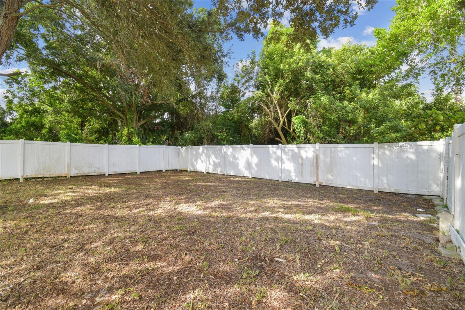 PINECREST SUB - Residential