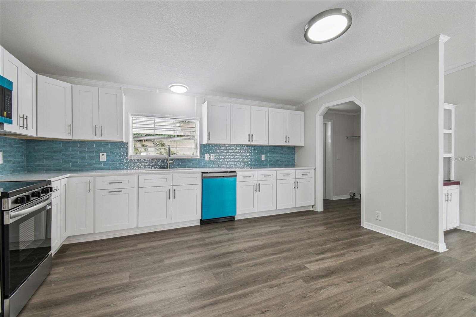 PINECREST SUB - Residential