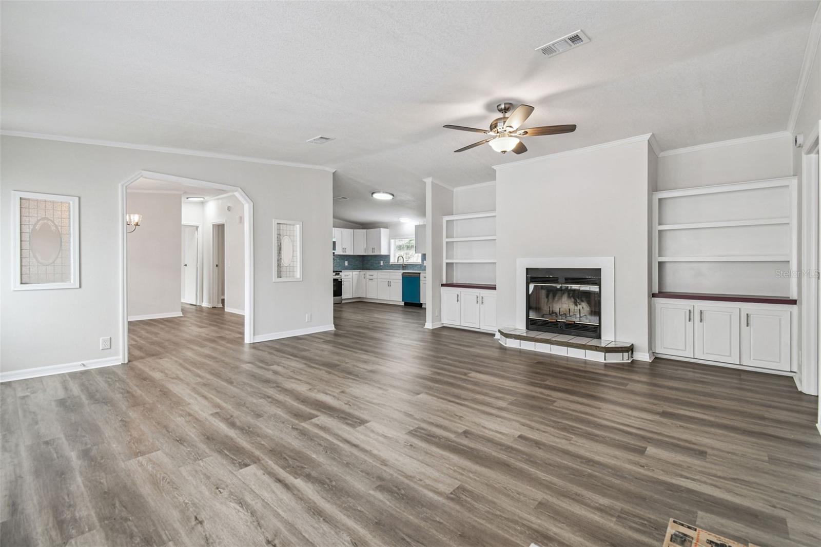 PINECREST SUB - Residential