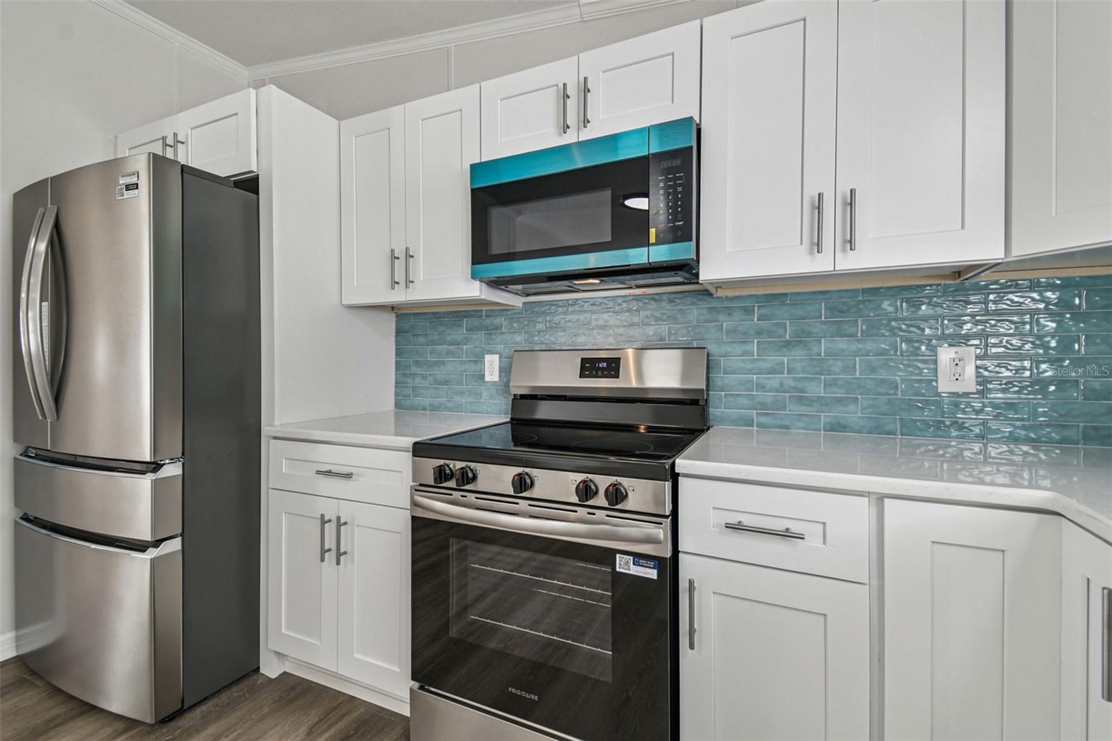 PINECREST SUB - Residential
