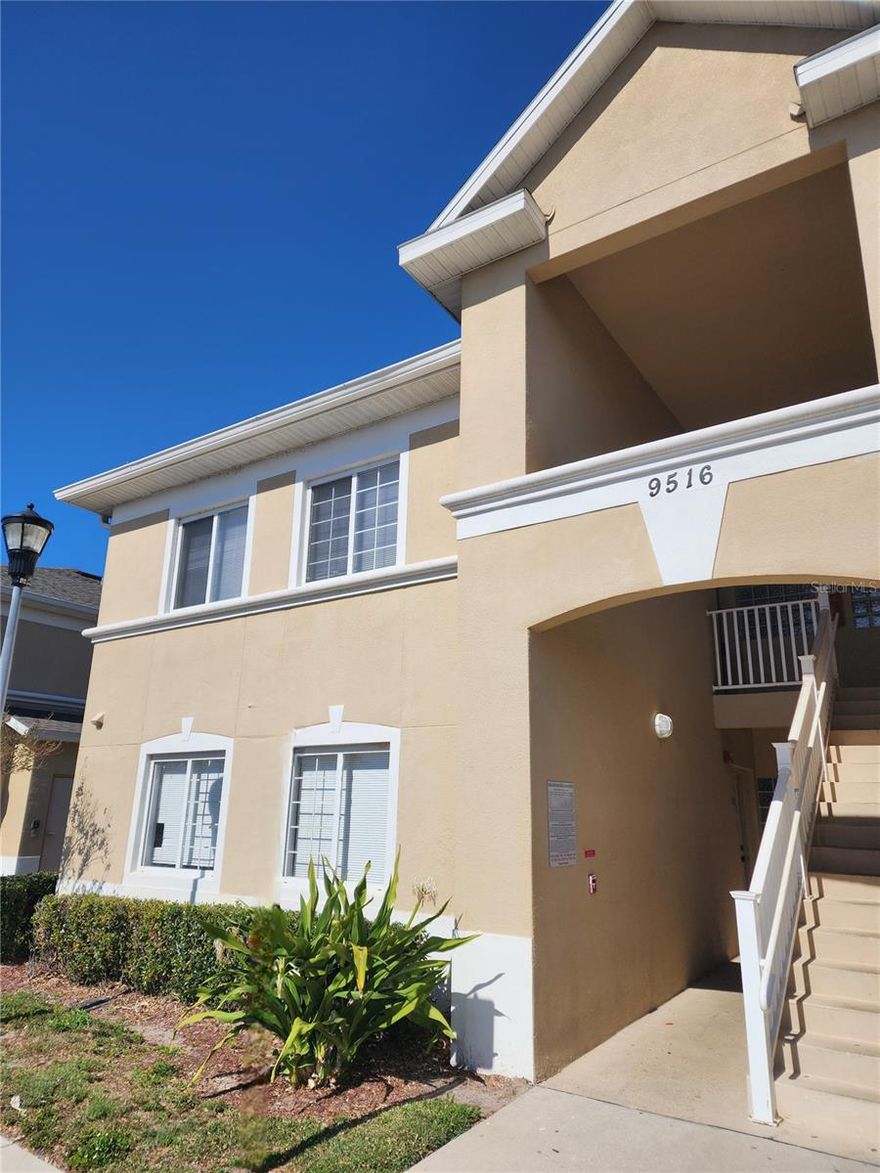 Great 3 BR/2 BA with a  screen patio, includes water, sewer, trash pick up and landscaping. The community features a security gate, playground, fitness center, and pool. Easy access to I-75 with easy access to downtown Tampa.