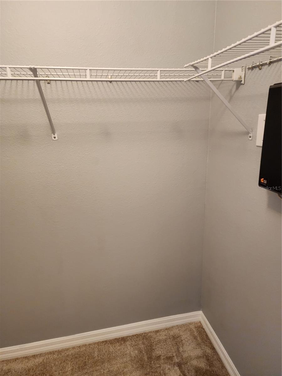 VILLAGES OF BLOOMINGDALE CONDO - Residential Lease