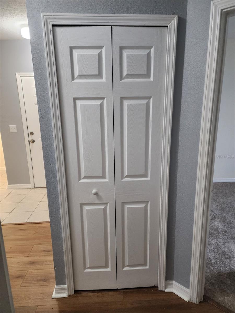 VILLAGES OF BLOOMINGDALE CONDO - Residential Lease