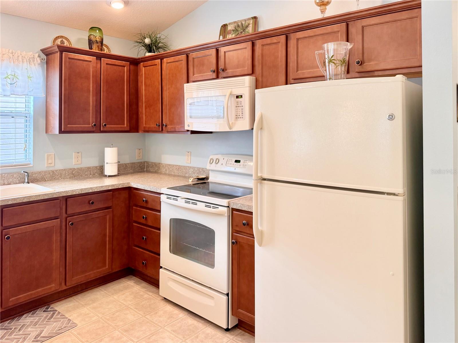 2000 GOLDENROD COURT