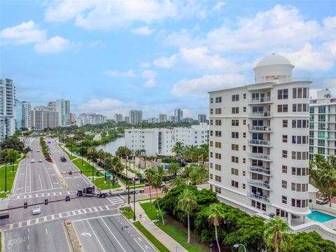 A home in SARASOTA