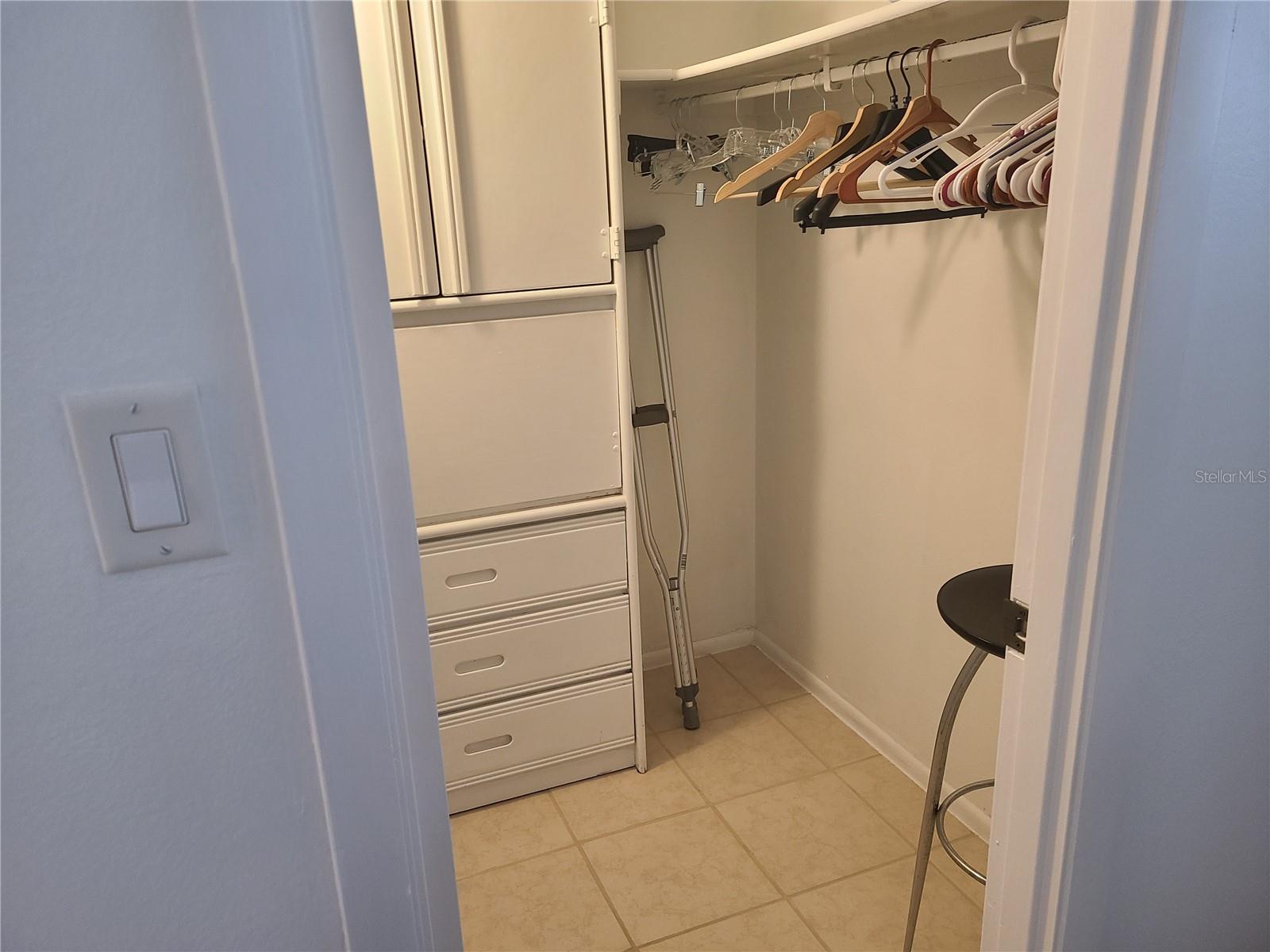 PINEWOOD VILLAGE II - Residential Lease