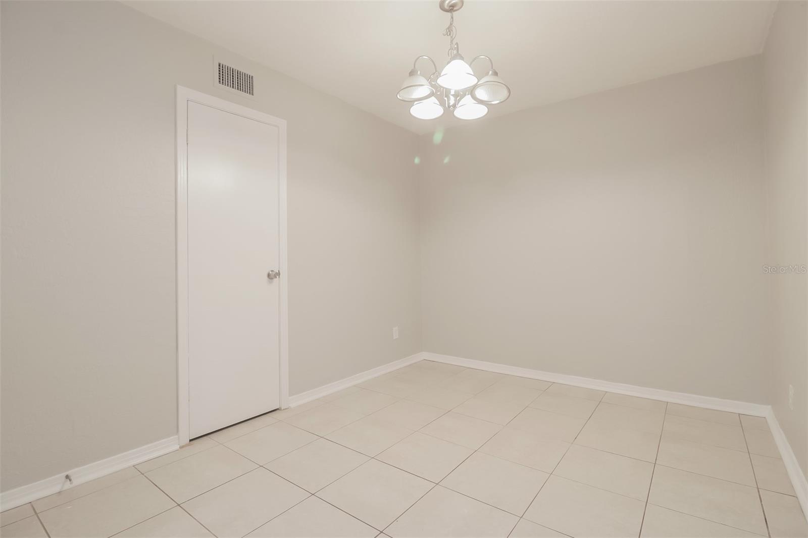 HOURGLASS HOMES - Residential Lease