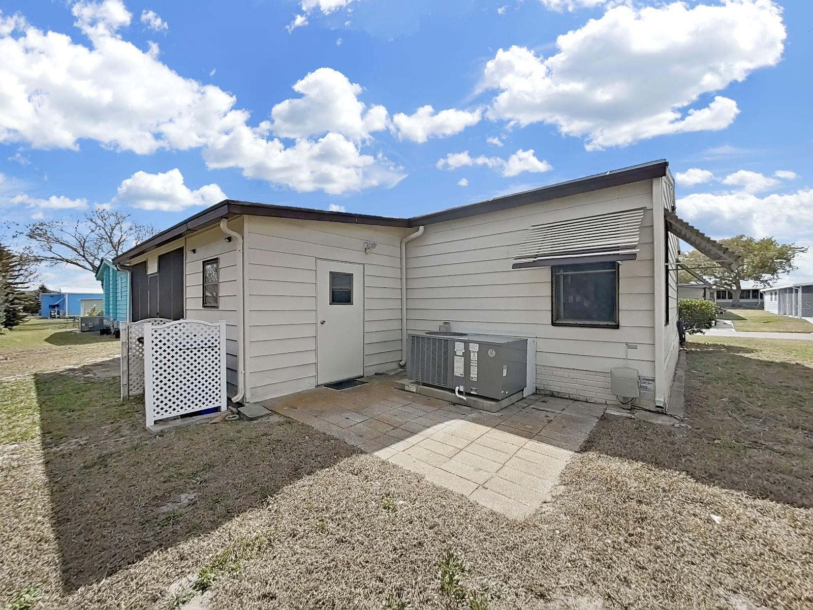 FOXWOOD LAKE ESTATES - Residential