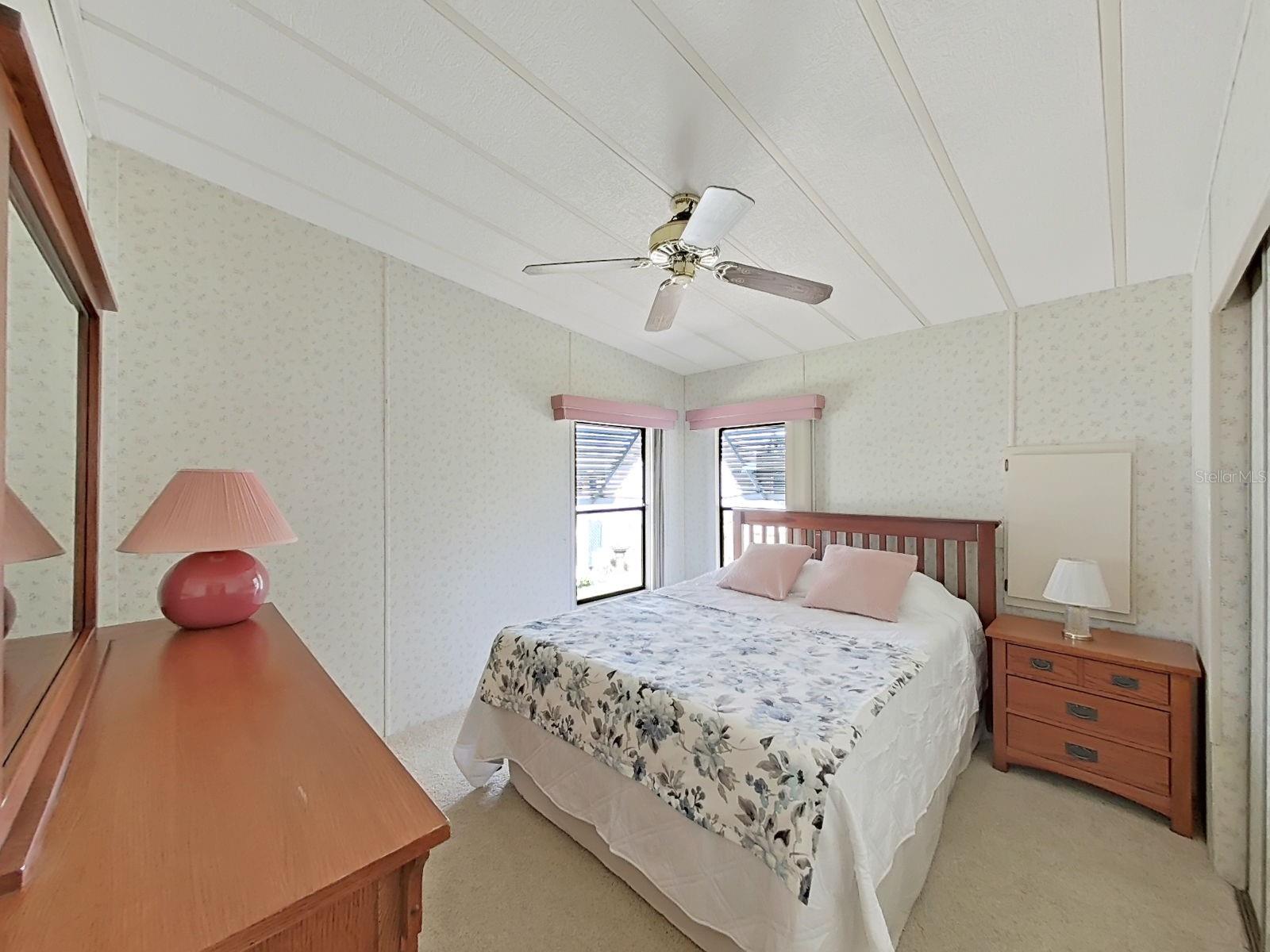 FOXWOOD LAKE ESTATES - Residential