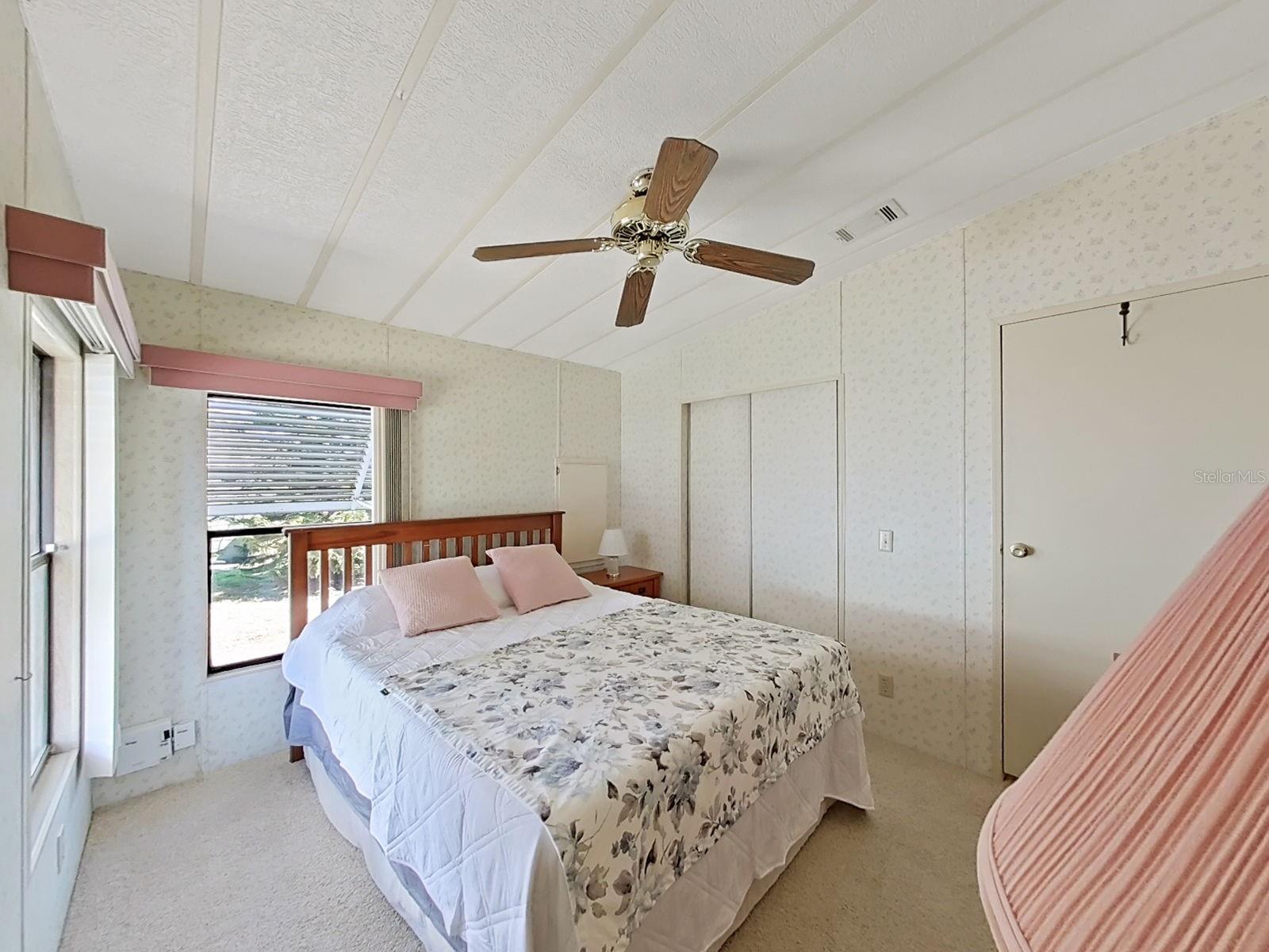 FOXWOOD LAKE ESTATES - Residential