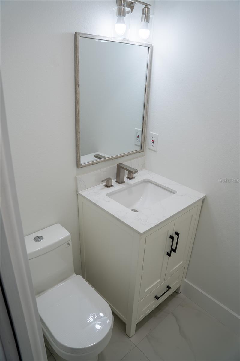 COLONIAL LAKES - Residential