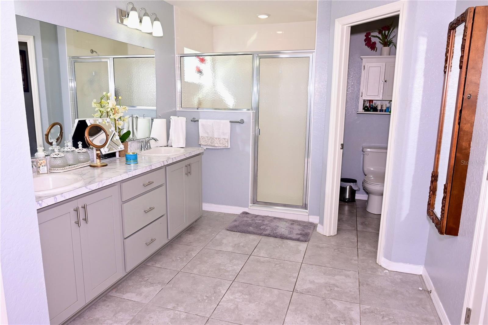 LAKES TR 5 - Residential