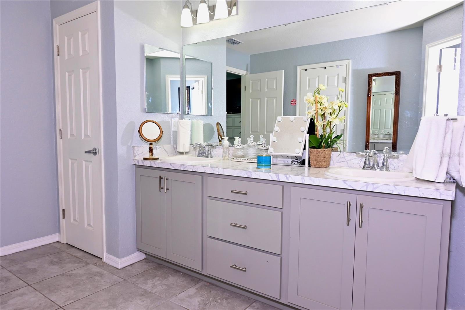 LAKES TR 5 - Residential