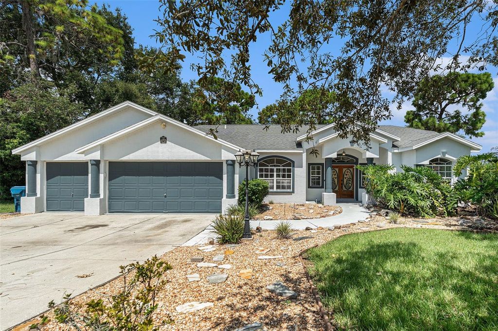 Photo of 14606 Linden Drive, Spring Hill, FL 34609 (MLS # O6339311)