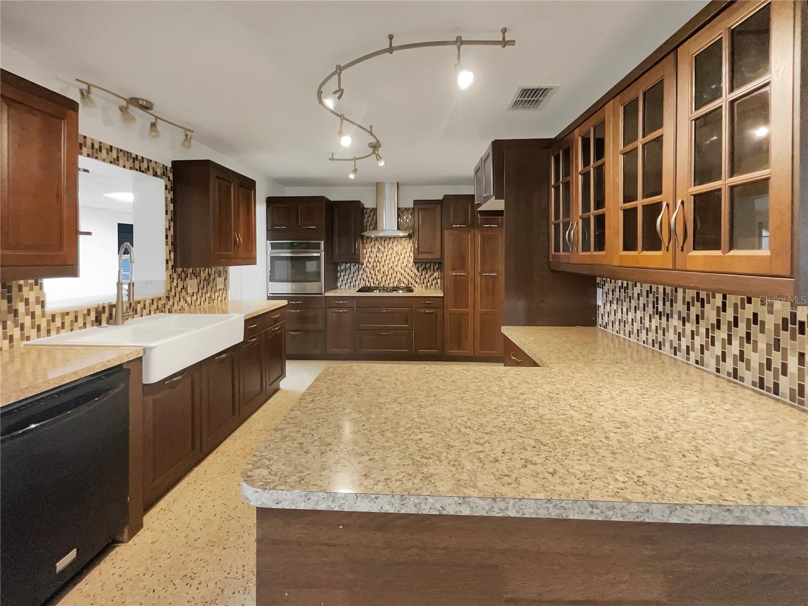 DUNDEE - Residential