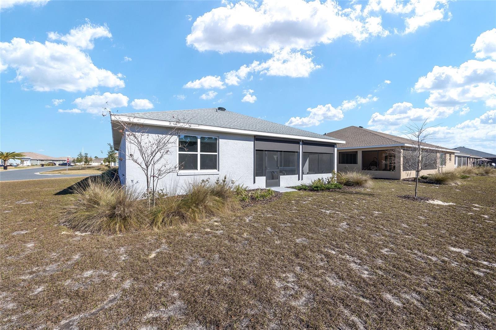 ON TOP OF THE WORLD - Residential