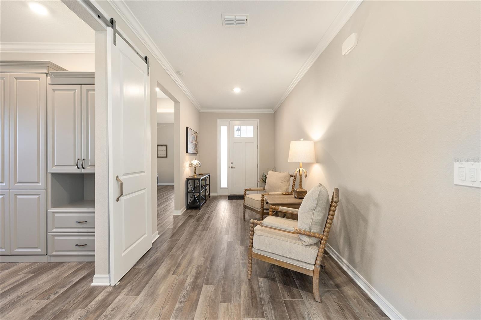 ON TOP OF THE WORLD - Residential