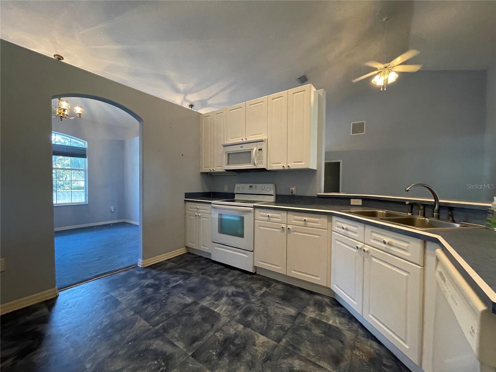 PARK PLACE ON LAKE JOANNA ADD 03 - Residential