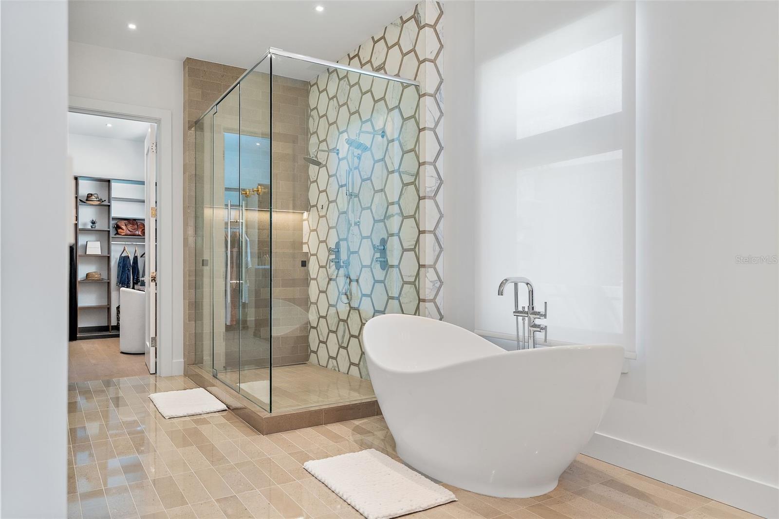 TIERRA VERDE UNIT 1 4TH REP - Residential