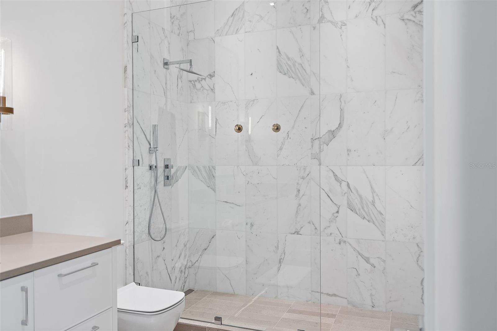 TIERRA VERDE UNIT 1 4TH REP - Residential