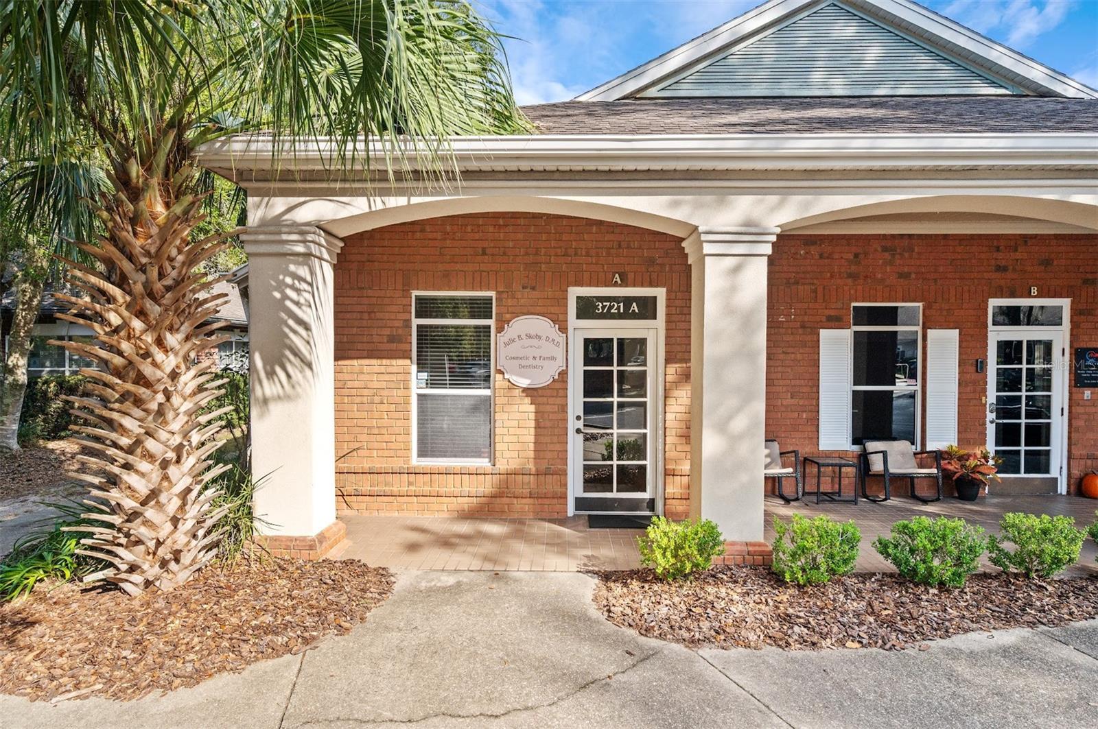 SUITE DREAMS CONDO - Commercial Sale