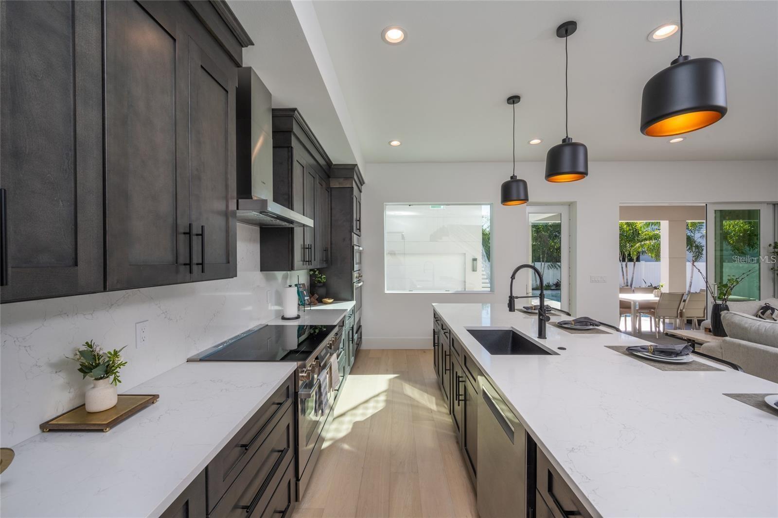 RUSTIC LODGE - Residential